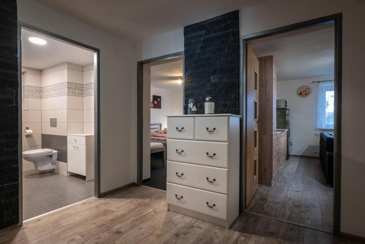 A&A Apartmany Liptovský Mikuláš エクステリア 写真