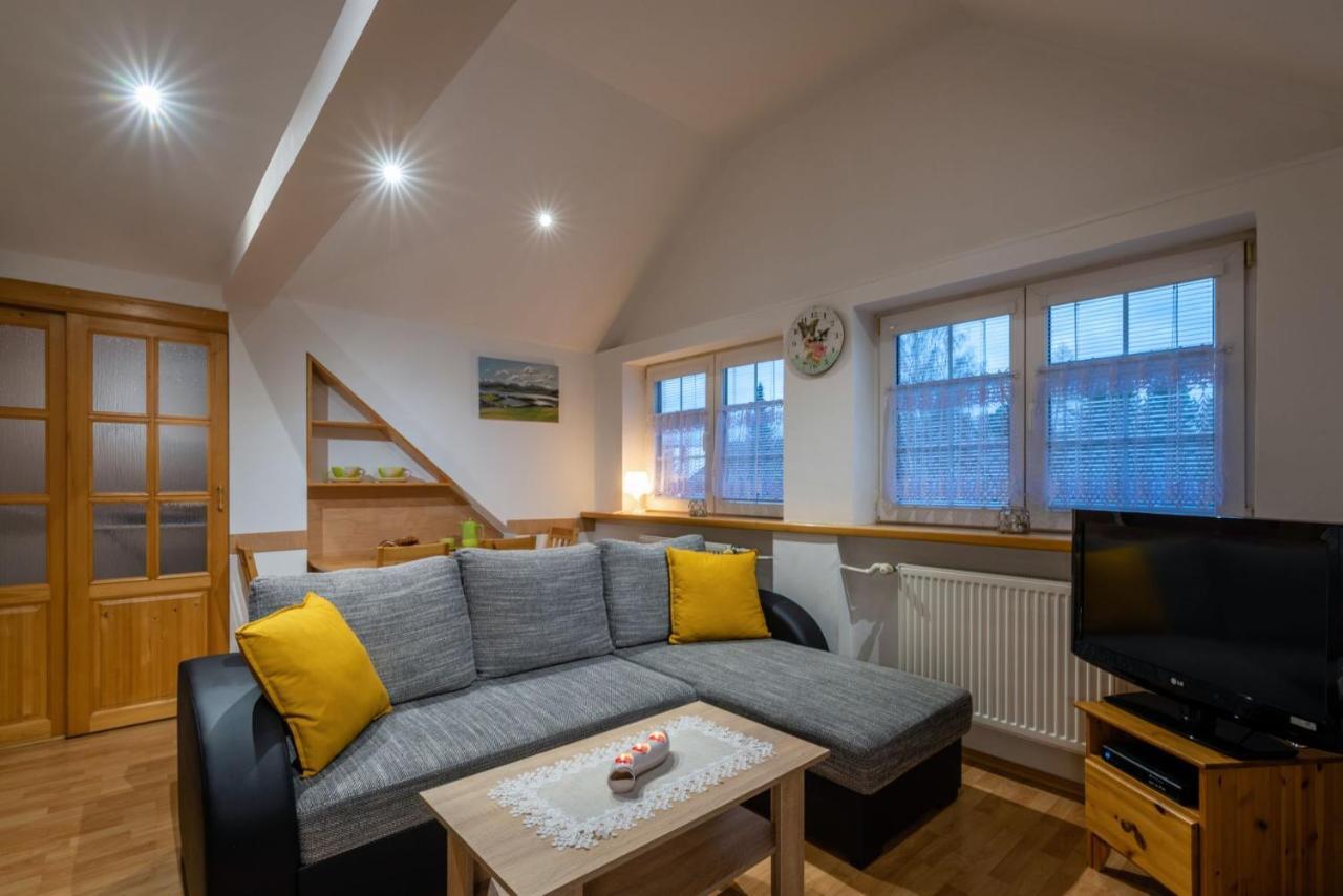 A&A Apartmany Liptovský Mikuláš エクステリア 写真